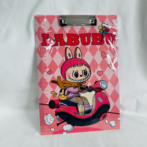 LABUBU THE MONSTERS Clipboard Pink Diamonds - Picture 1 of 3